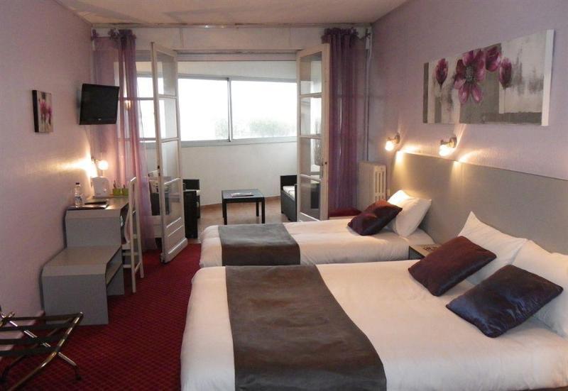 Brit Hotel Bleu Nuit Saintes Luaran gambar