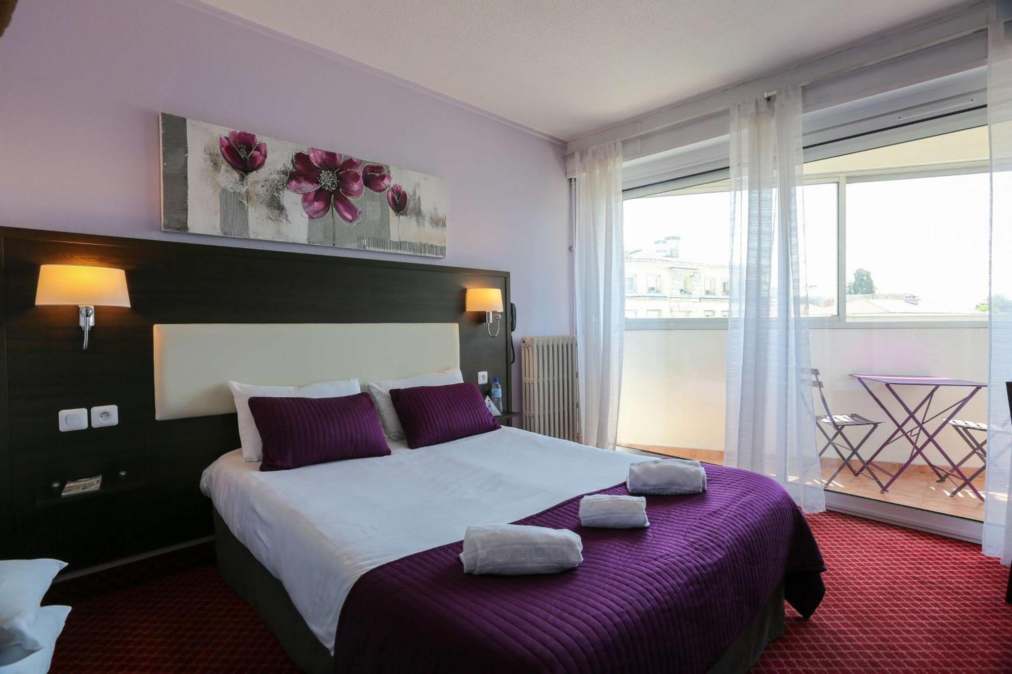 Brit Hotel Bleu Nuit Saintes Luaran gambar
