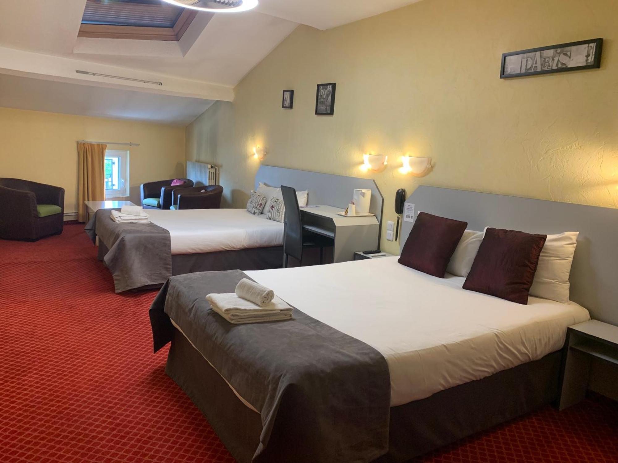 Brit Hotel Bleu Nuit Saintes Luaran gambar